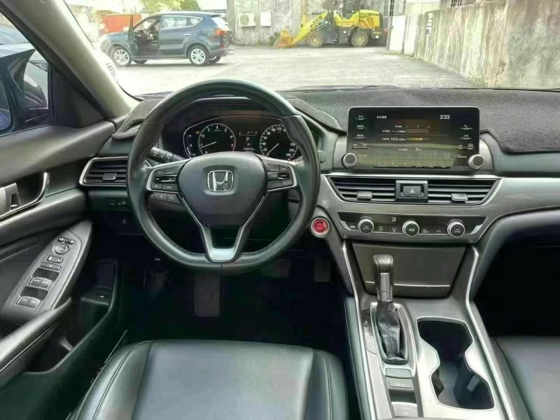 广州20年本田雅阁8