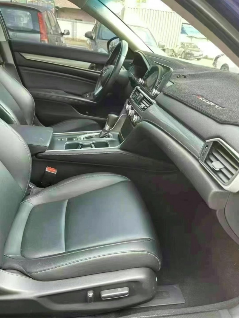 广州20年本田雅阁9