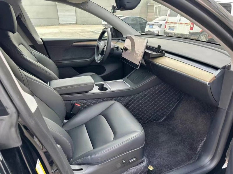 鹽城23年特斯拉MODEL Y8