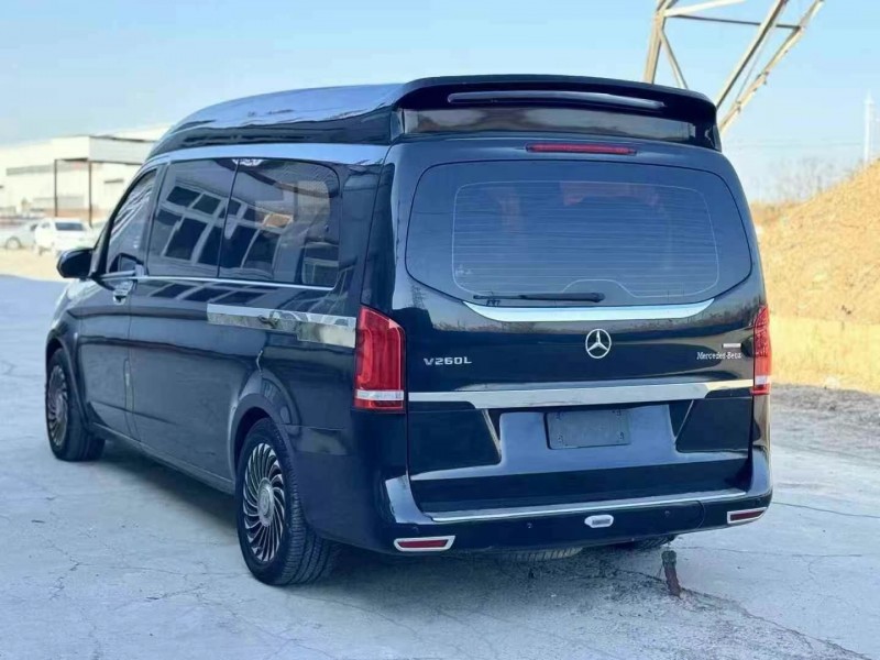 保定17年奔驰威霆6