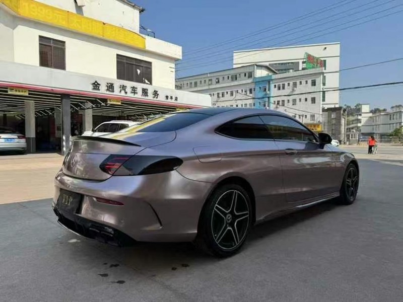 广州23年奔驰C8