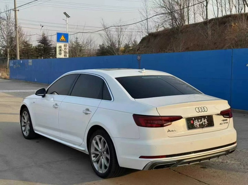 枣庄19年奥迪A4L4