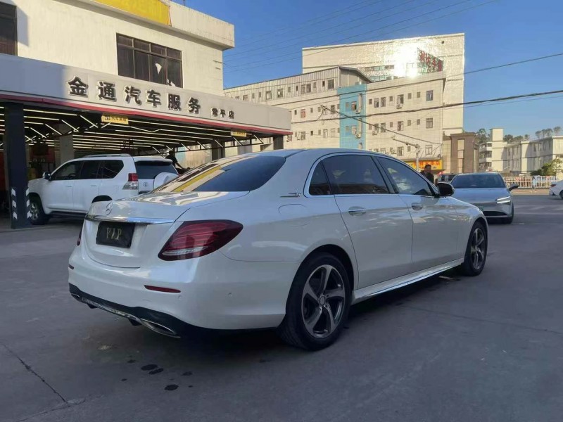 东莞18年奔驰E8