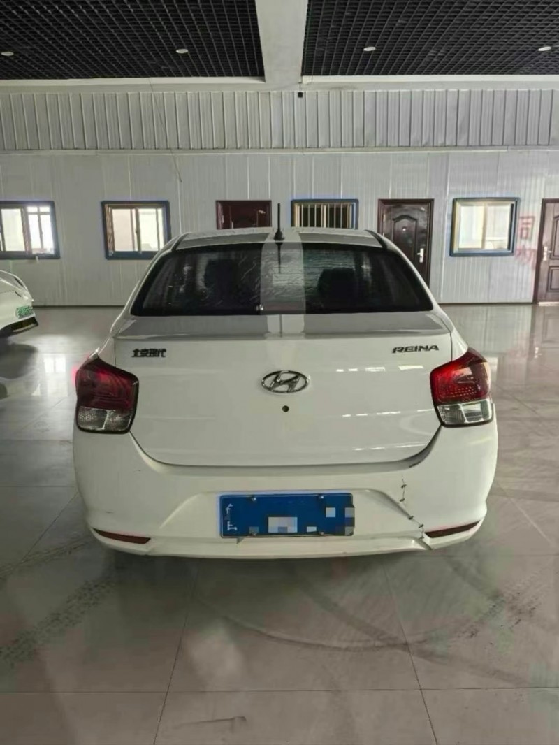 保定19年现代朗动2