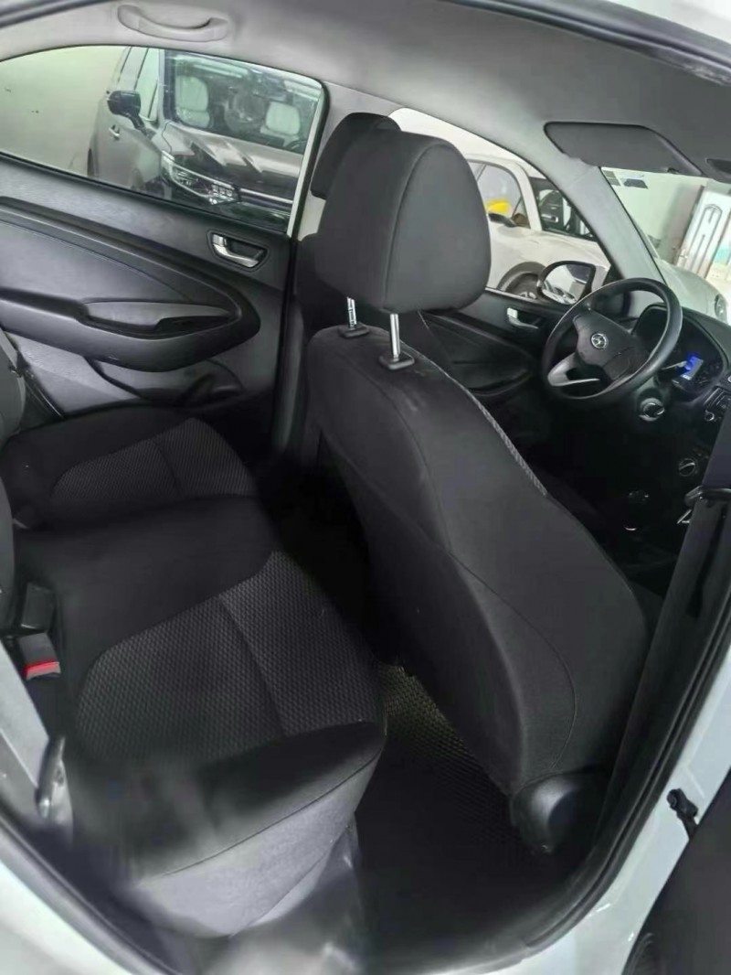 保定19年现代朗动6