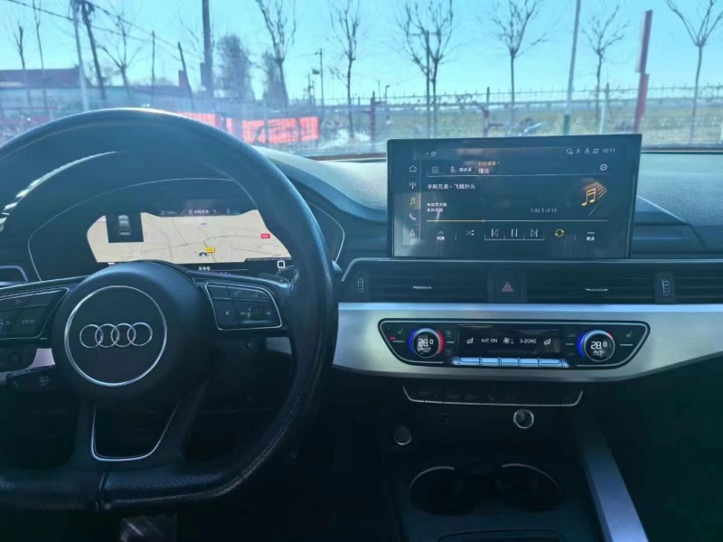 济宁22年奥迪A4L8