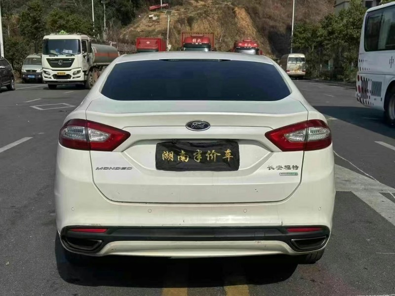 邵陽16年福特蒙迪歐9