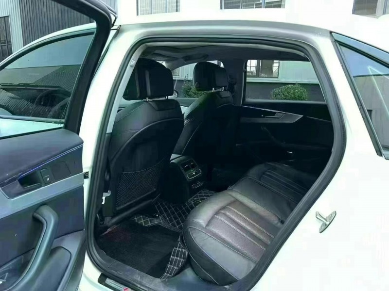 徐州21年奥迪A4L4