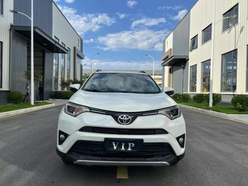 徐州18年丰田RAV4荣放1