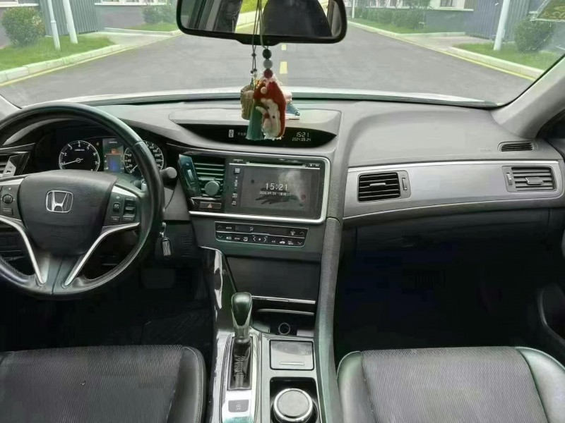 徐州16年本田思铂睿5