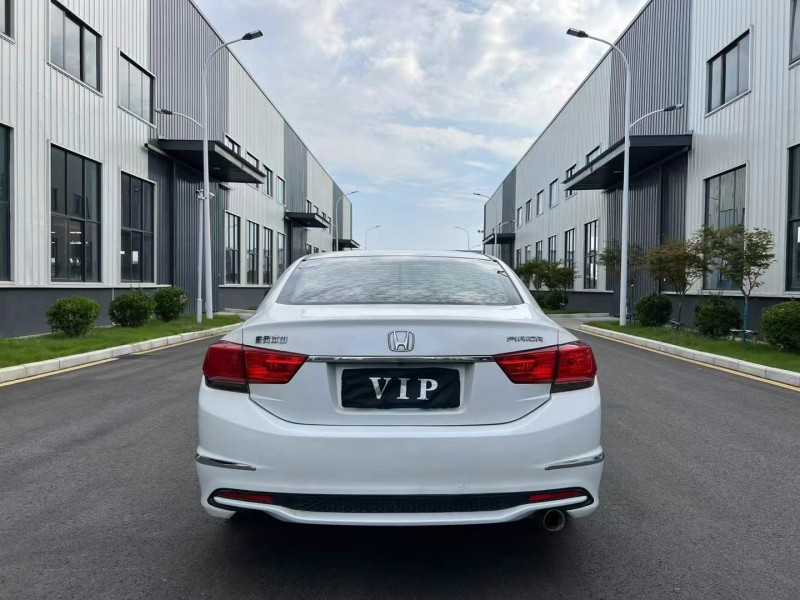 徐州16年本田思铂睿9
