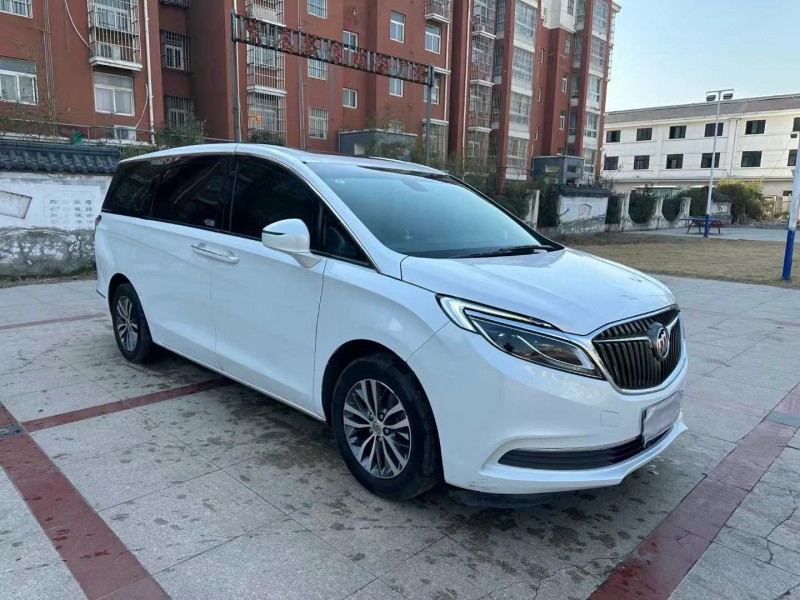 徐州17年别克GL83