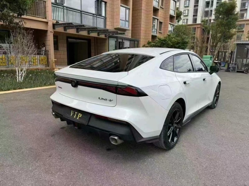 昆明23年長安汽車UNI9