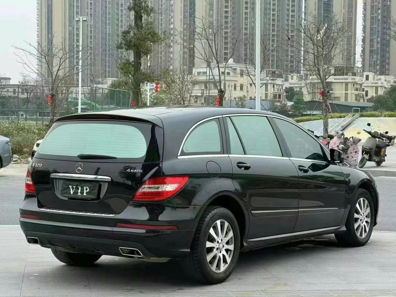 东莞14年奔驰R8