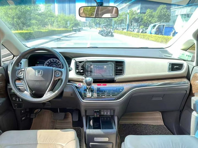 东莞18年本田奥德赛6