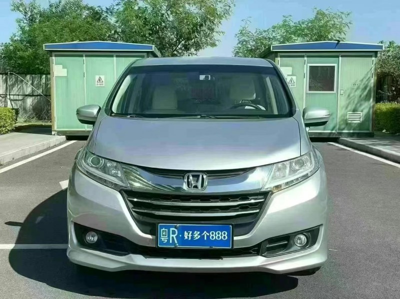 东莞15年本田奥德赛2