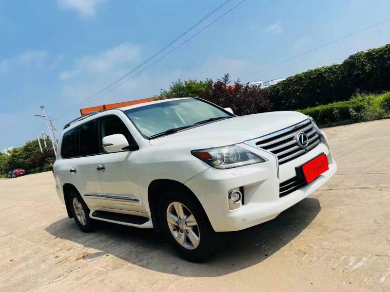 泰安15年雷克薩斯LX2