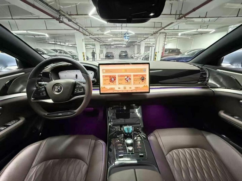 广州24年比亚迪汉8