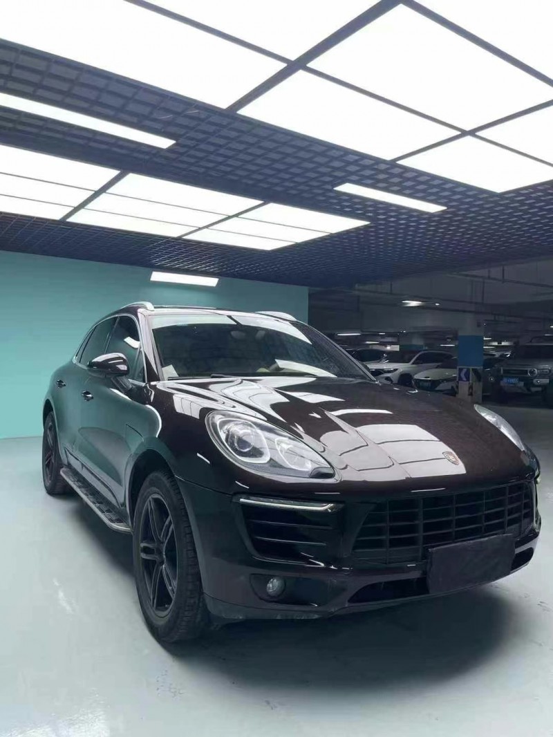 成都18年保時捷Macan2