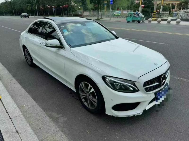 济宁16年奔驰C6