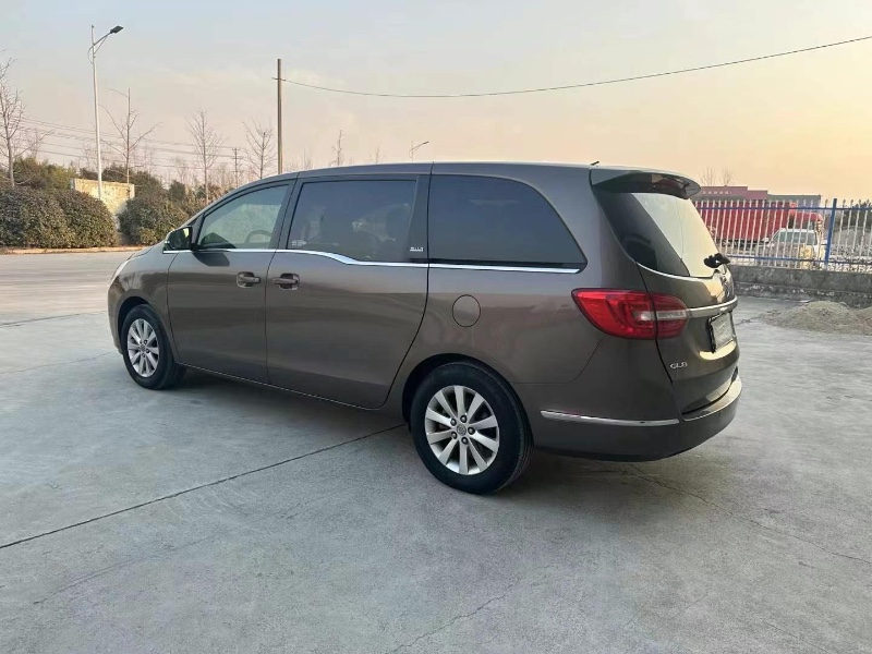 徐州16年别克GL89