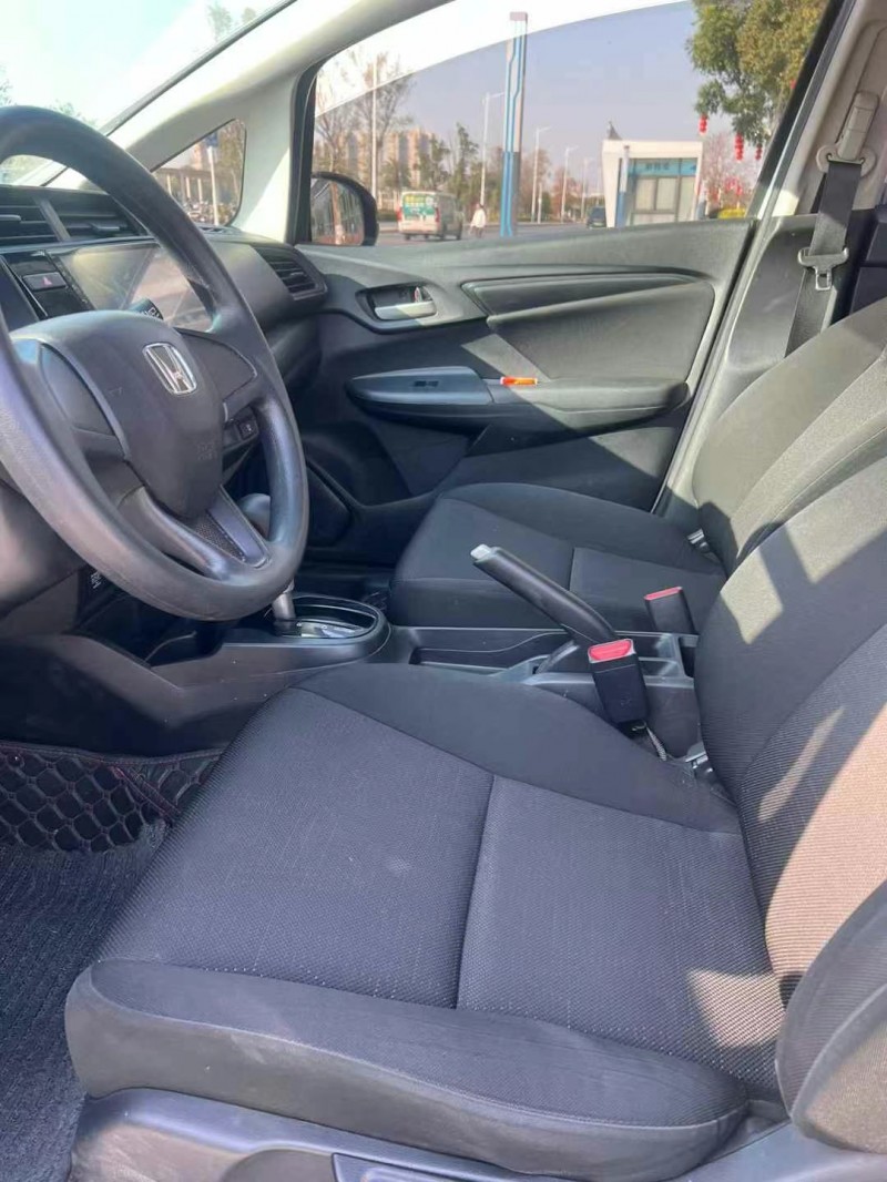 东莞18年本田飞度5