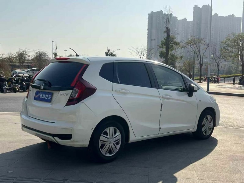 东莞18年本田飞度8