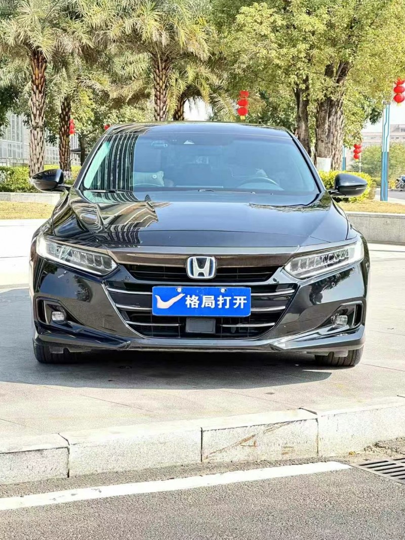 东莞22年本田雅阁1