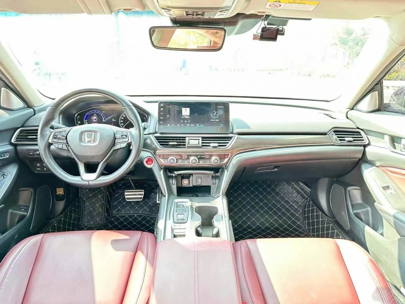 东莞22年本田雅阁4