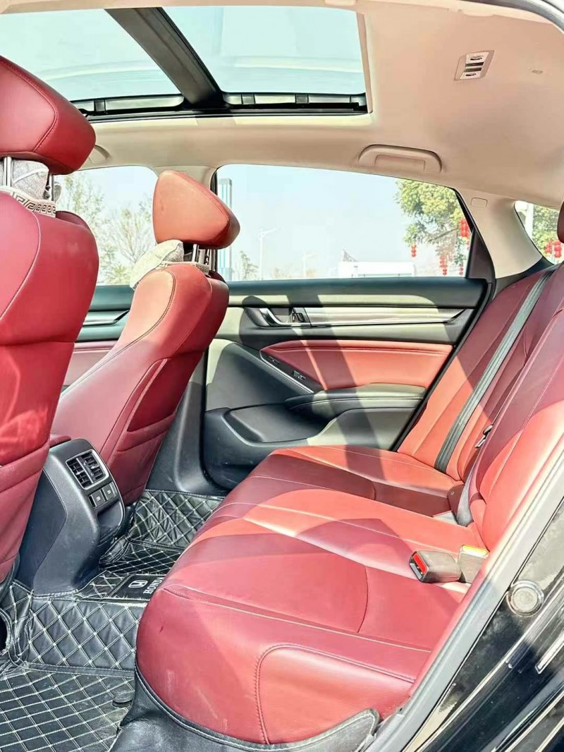 东莞22年本田雅阁5