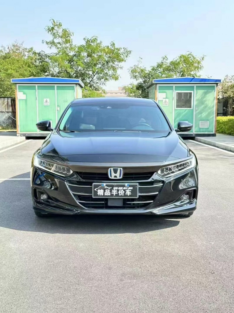 东莞22年本田雅阁1