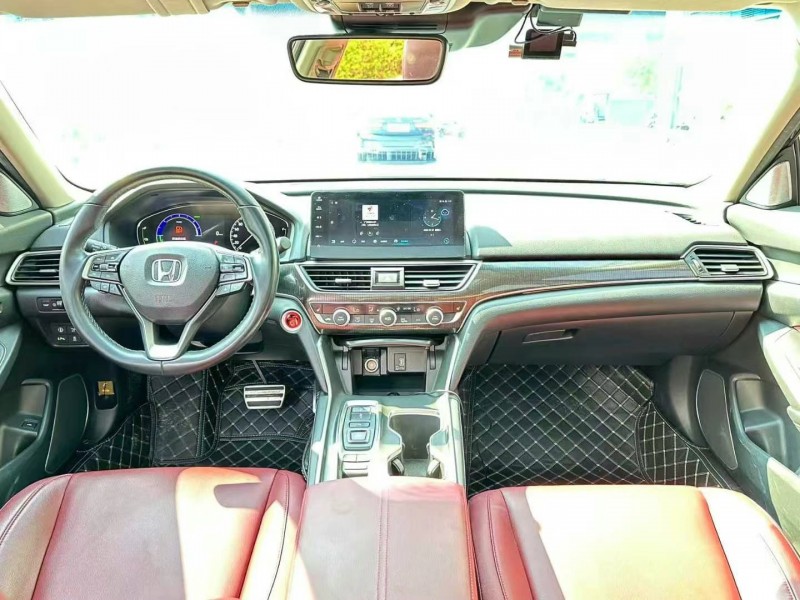 东莞22年本田雅阁4