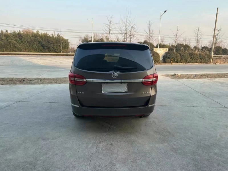 徐州16年别克GL89