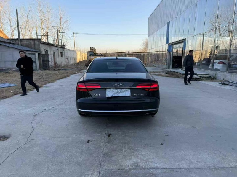徐州16年奥迪A8L9
