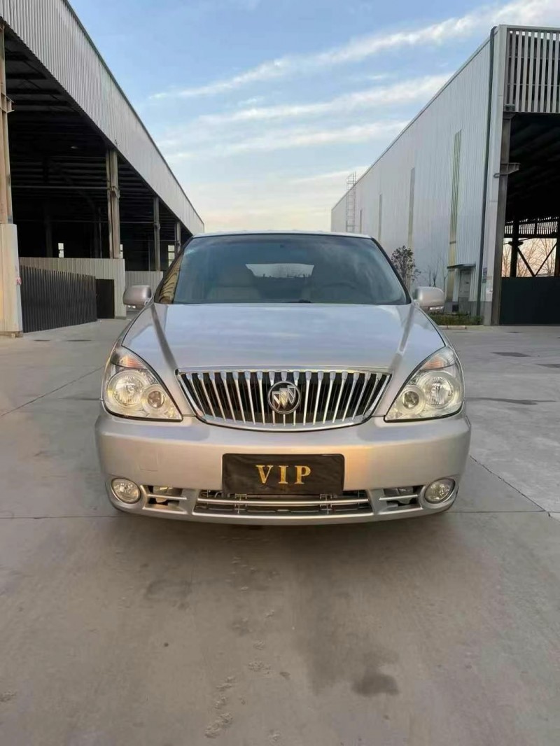 徐州13年别克GL81