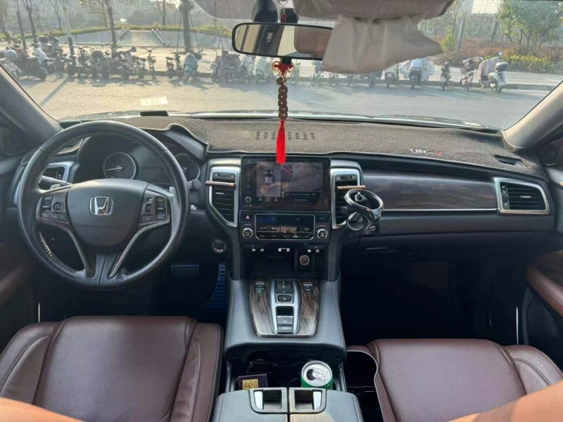 东莞18年本田URV4