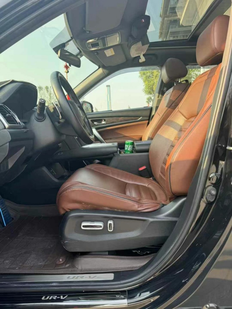 东莞18年本田URV5