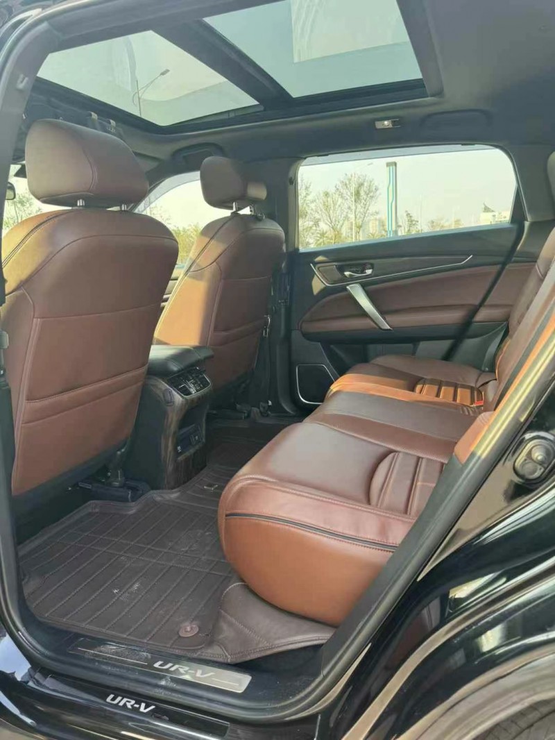 东莞18年本田URV6