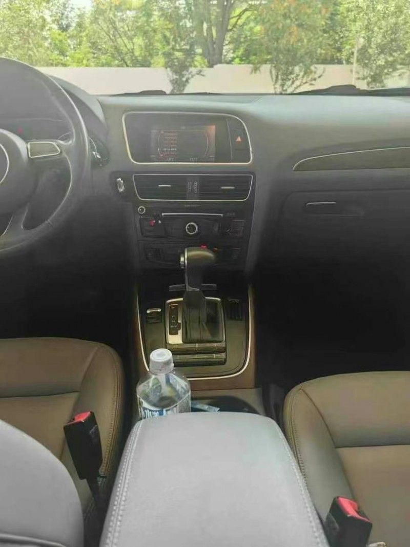 保定15年奥迪Q57