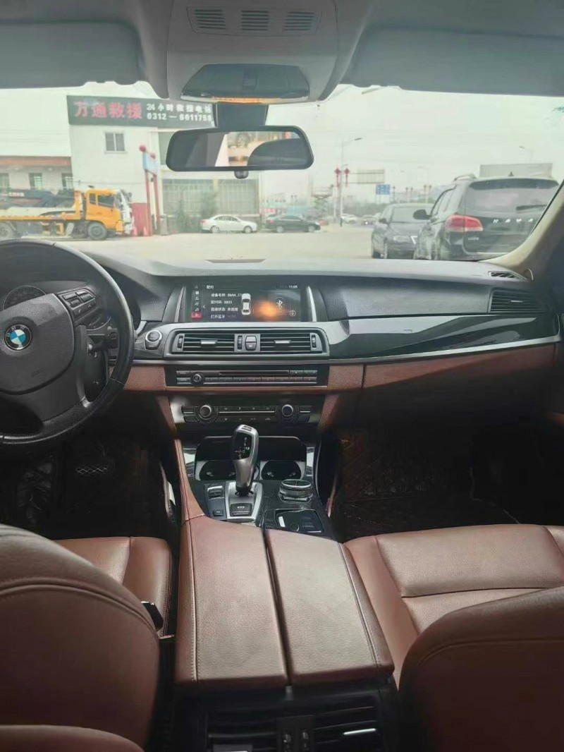 保定16年宝马5系8