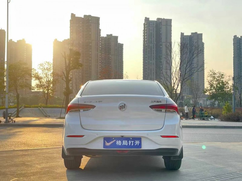 东莞22年别克英朗9