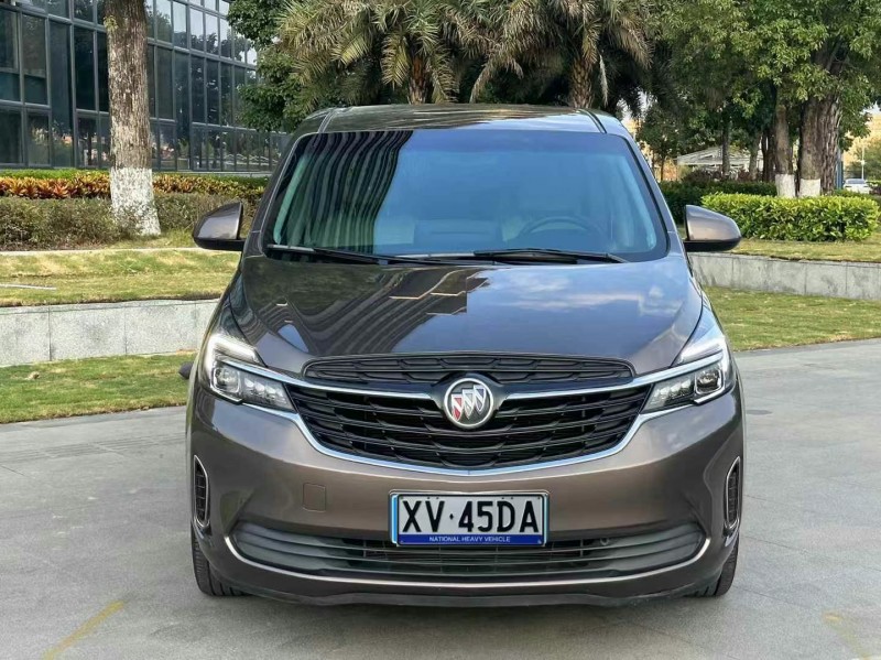 东莞22年别克GL81