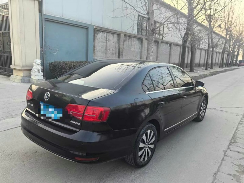 保定17年大众速腾8