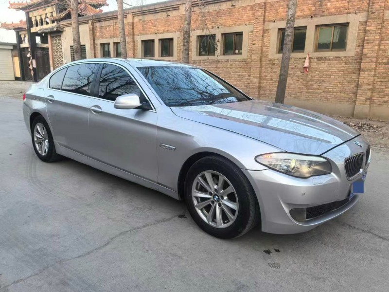 保定11年宝马5系5