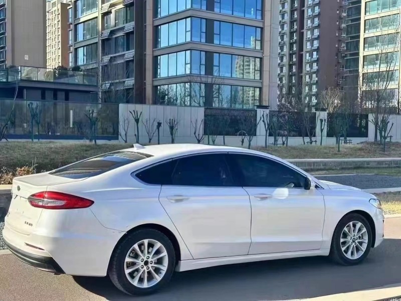 东营20年福特蒙迪欧4