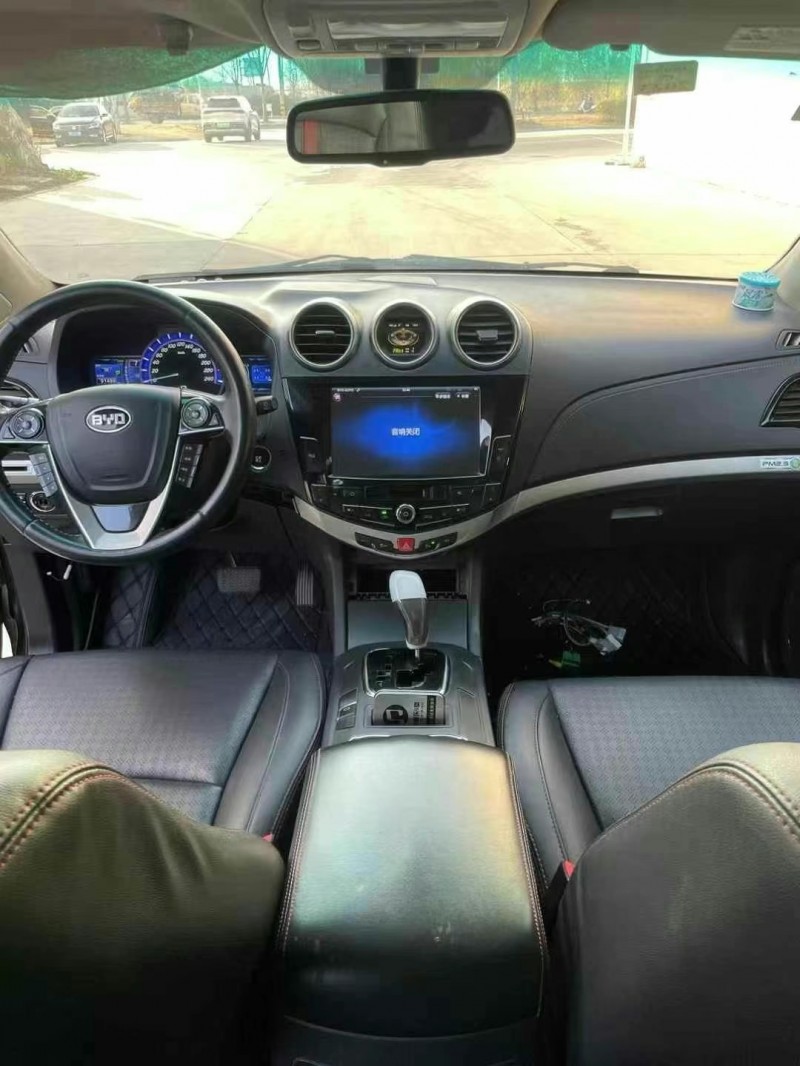 徐州15年比亚迪S76
