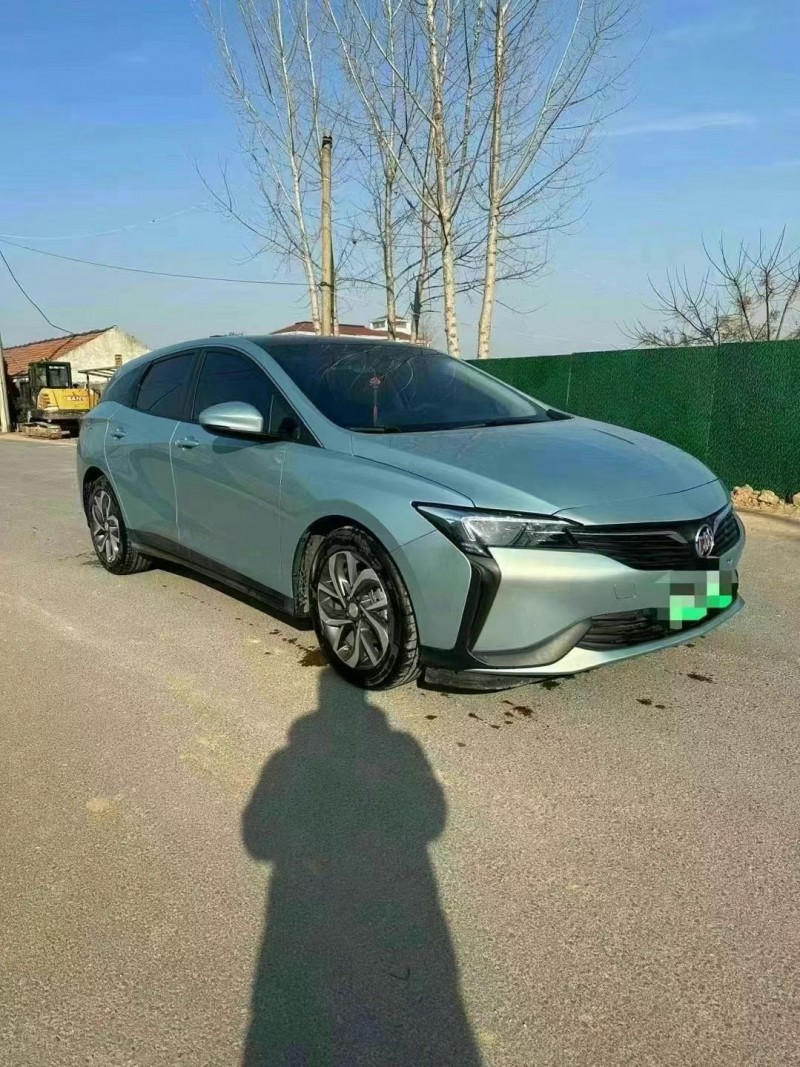 济宁23年别克微蓝2