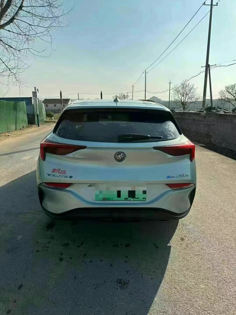 济宁23年别克微蓝3