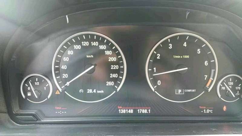 保定11年宝马7系6