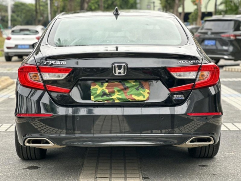 佛山19年本田雅阁3